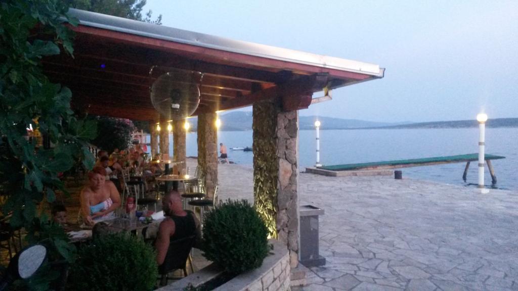 Apartman Monte Cristo Maslenica Exterior photo