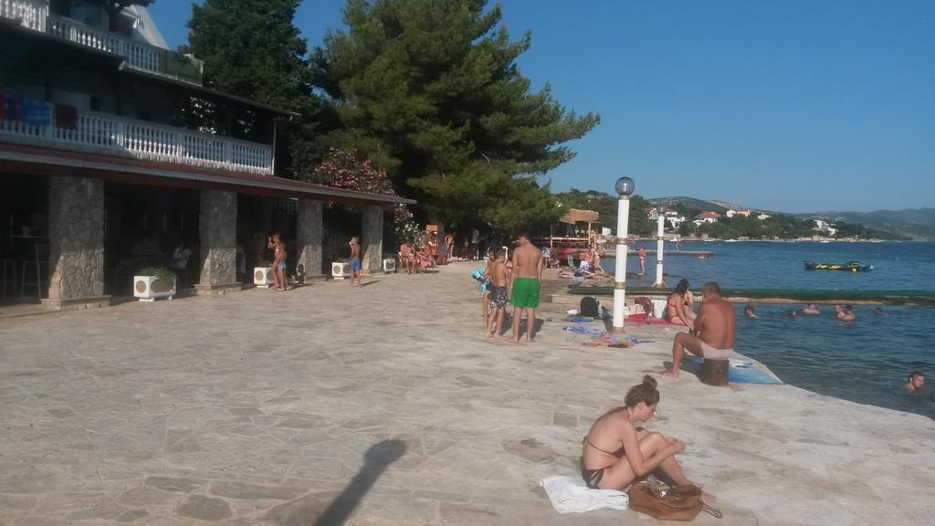 Apartman Monte Cristo Maslenica Exterior photo
